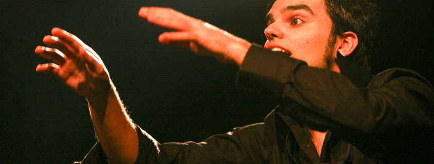 Davide Piludu Virdigris - vocal coach conduce l'Harmonic Circle